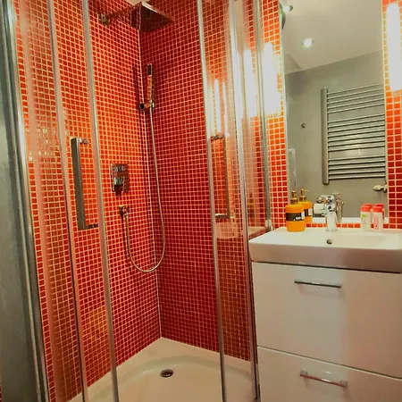 Apartament Mirror Pink *