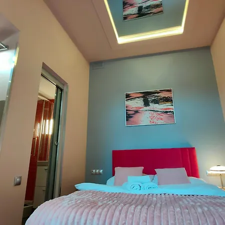 Mirror Pink Apartment